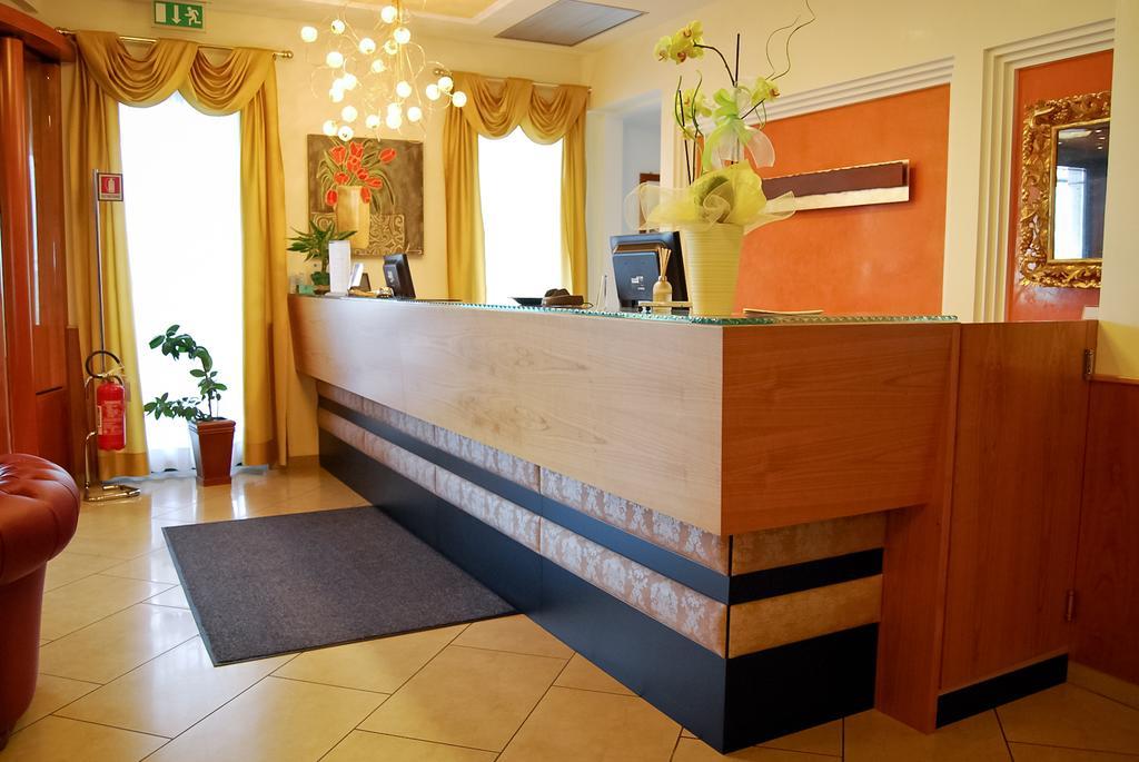 Hotel Ristorante Giada Grumolo delle Abbadesse Εξωτερικό φωτογραφία