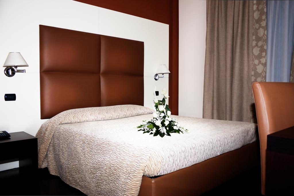 Hotel Ristorante Giada Grumolo delle Abbadesse Εξωτερικό φωτογραφία