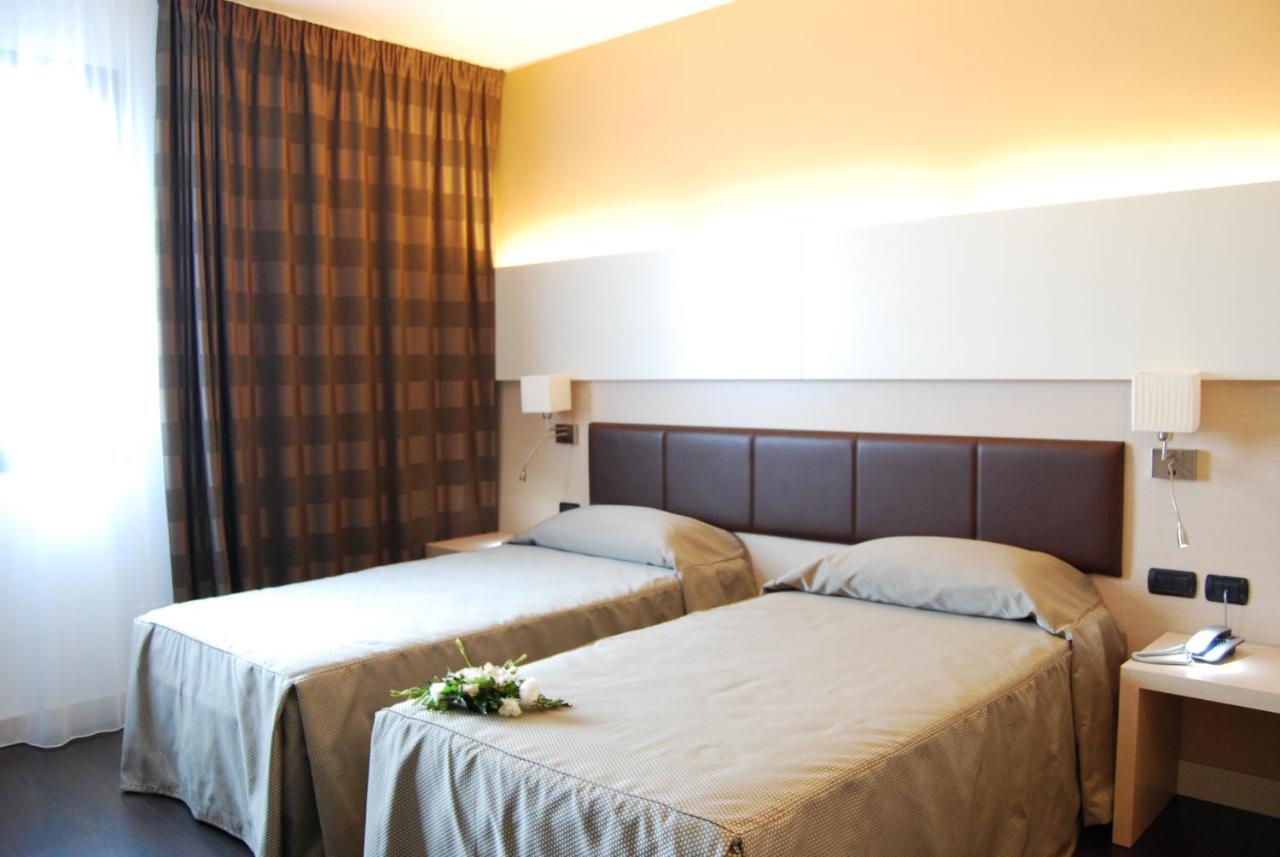 Hotel Ristorante Giada Grumolo delle Abbadesse Εξωτερικό φωτογραφία